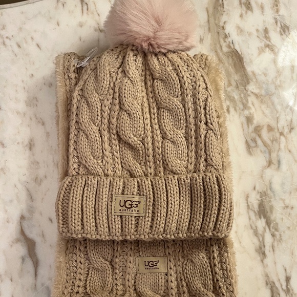 UGG Tan Sweater knit, scarf, hat, and gloves , NWT - Picture 2 of 10